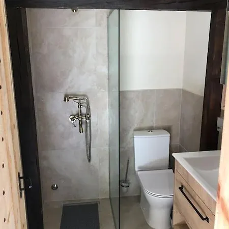 център светлина мир любов Hotel
